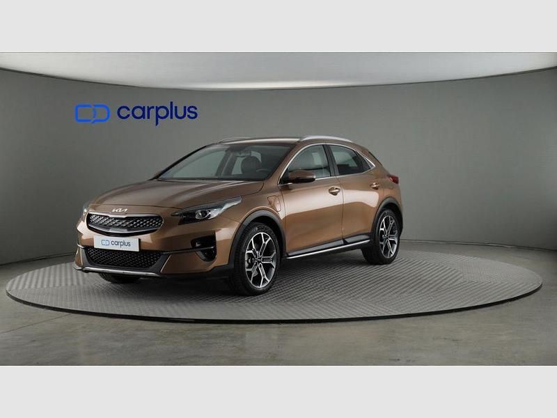 Machined bronze (metalizado) Usado 2022 Kia XCeed SUV | 19.790 € (Caro) - Imagen 1/4