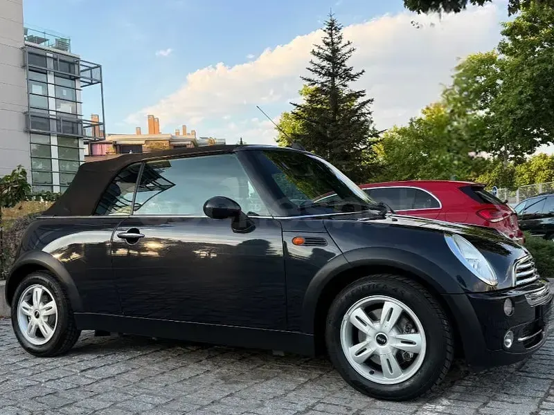 Usado Mini Cooper Cabriolet 116 CV (85 kW) 2008 Negro Descapotable