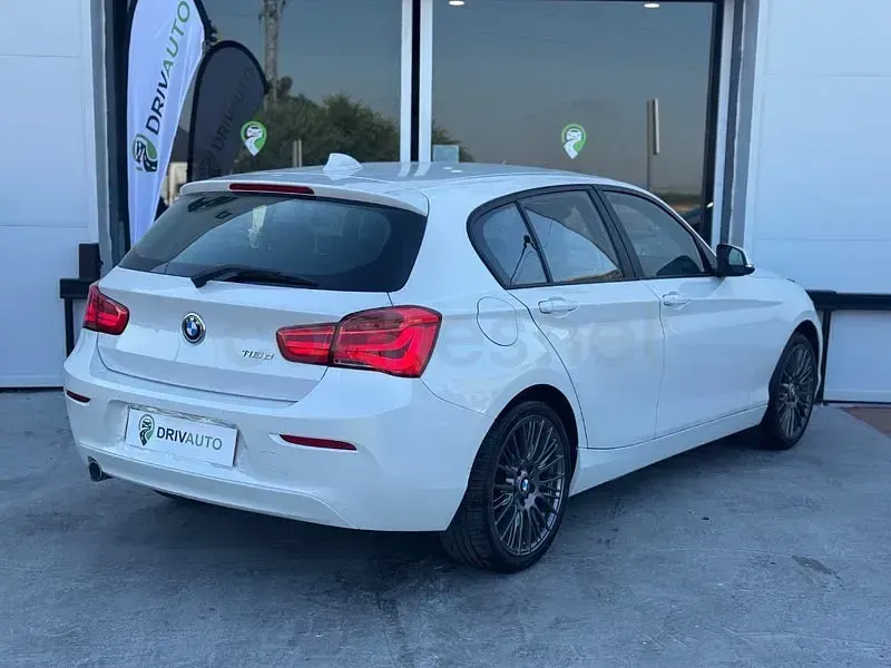 Usado BMW 116 Sport Line 116 CV (85 kW) 2016 Blanco Utilitario