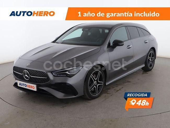 Usado Mercedes CLA200 Shooting Brake AMG line 150 CV (110 kW) 2024 Gris Familiar