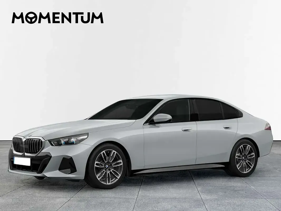 Usado BMW 520 197 CV (144 kW) 2025 Gris Berlina