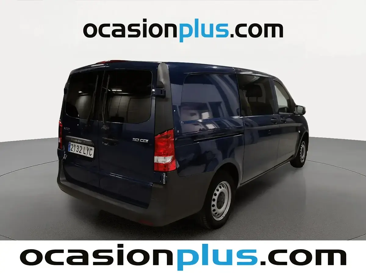 Usado Mercedes Vito 102 CV (75 kW) 2022 Azul Van