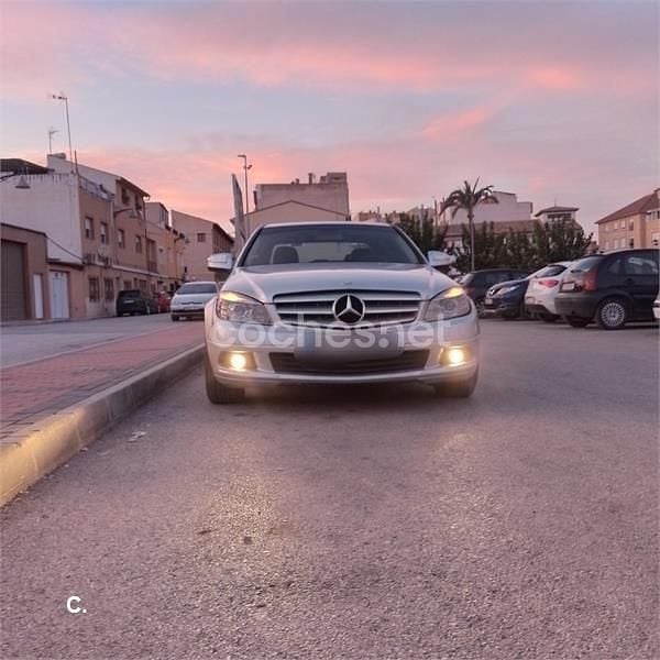 Gris / plata Usado 2008 Mercedes C220 Avantgarde Berlina | 8500 € (Buen precio) - Imagen 1/4