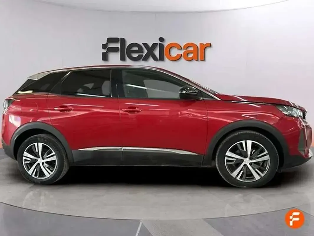 Usado Peugeot 3008 Allure 131 CV (96 kW) 2023 Rojo SUV