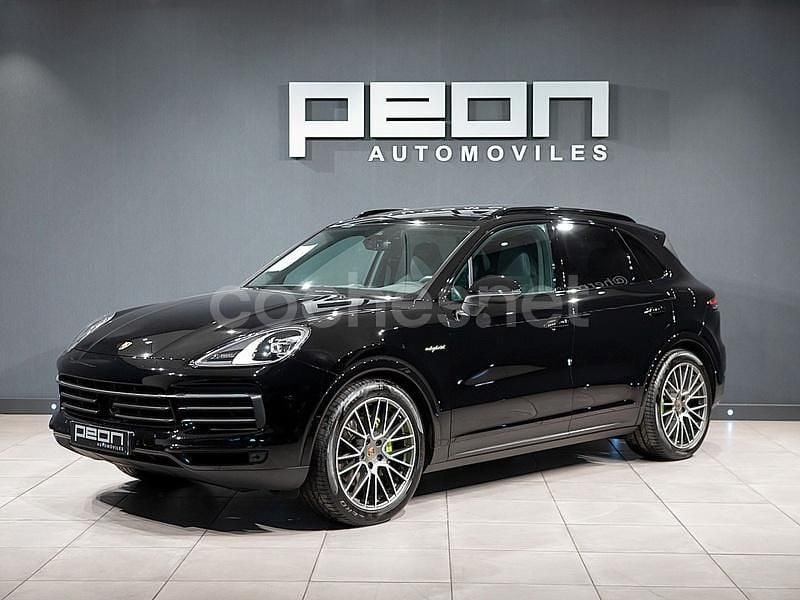 Usado Porsche Cayenne Platinum Edition 462 CV (339 kW) 2022 Negro SUV