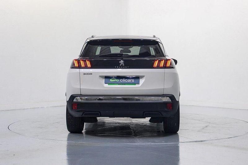 Usado Peugeot 3008 S 130 CV (95 kW) 2021 Blanco SUV
