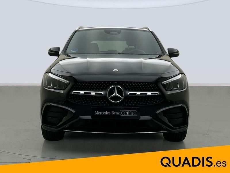 Usado Mercedes GLA250 AMG line 218 CV (160 kW) 2025 Negro noche SUV