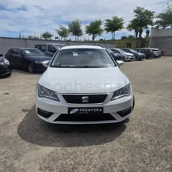 Usado Seat Leon Reference 115 CV (84 kW) 2019 Blanco Familiar