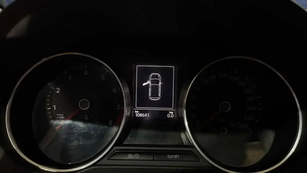 Usado VW Polo Advance 90 CV (66 kW) 2017 Marrón Utilitario