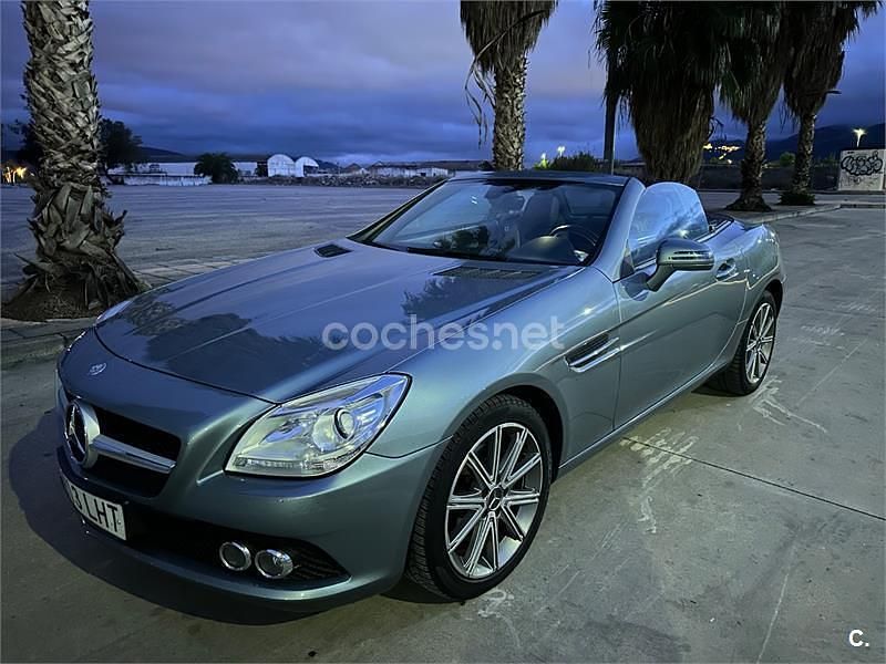 Usado Mercedes SLK200 184 CV (135 kW) 2011 Gris / plata Descapotable