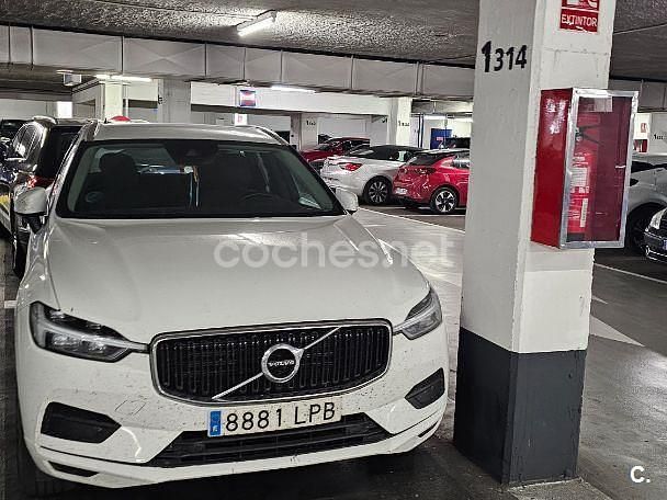Usado Volvo XC60 Momentum 197 CV (144 kW) 2021 Blanco SUV