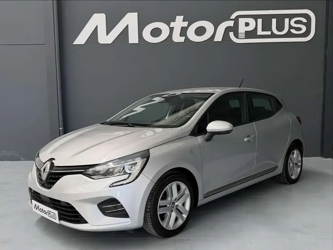 Usado Renault Clio Intens 91 CV (66 kW) 2020 Gris Utilitario