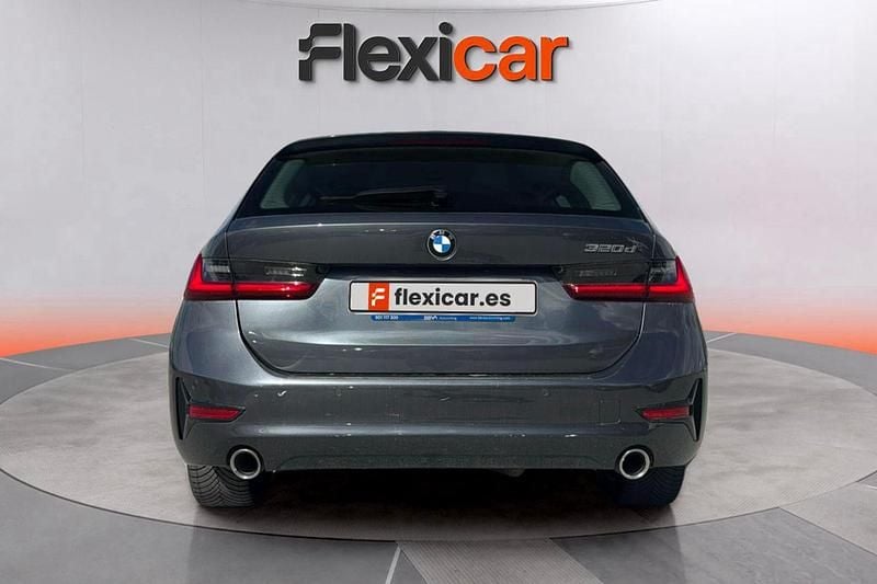 Usado BMW 320e 190 CV (139 kW) 2021 Gris Familiar