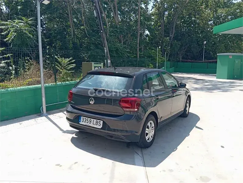 Begagnad VW Polo Edition 80 HK (58 kW) 2019 Svart Halvkombi