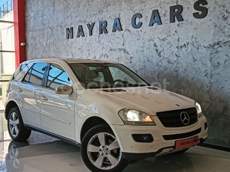 Blanco Usado 2007 Mercedes ML320 SUV | 9990 € (Precio justo) - Imagen 1/4