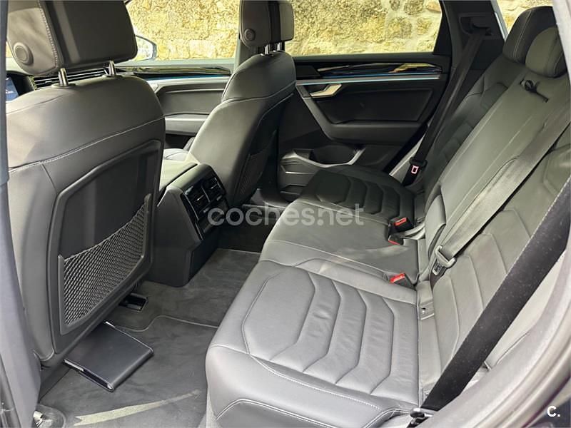 Usado VW Touareg R-line 286 CV (210 kW) 2019 Negro SUV