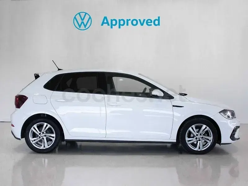 Usado VW Polo R-line 95 CV (69 kW) 2022 Blanco Utilitario