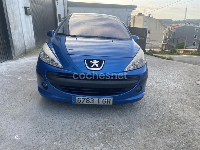 Azul Usado 2006 Peugeot 207 Berlina | 4450 € (Un poco caro) - Imagen 1/4