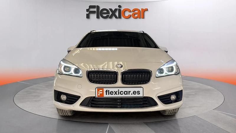 Usado BMW 218 150 CV (110 kW) 2018 Blanco Monovolumen