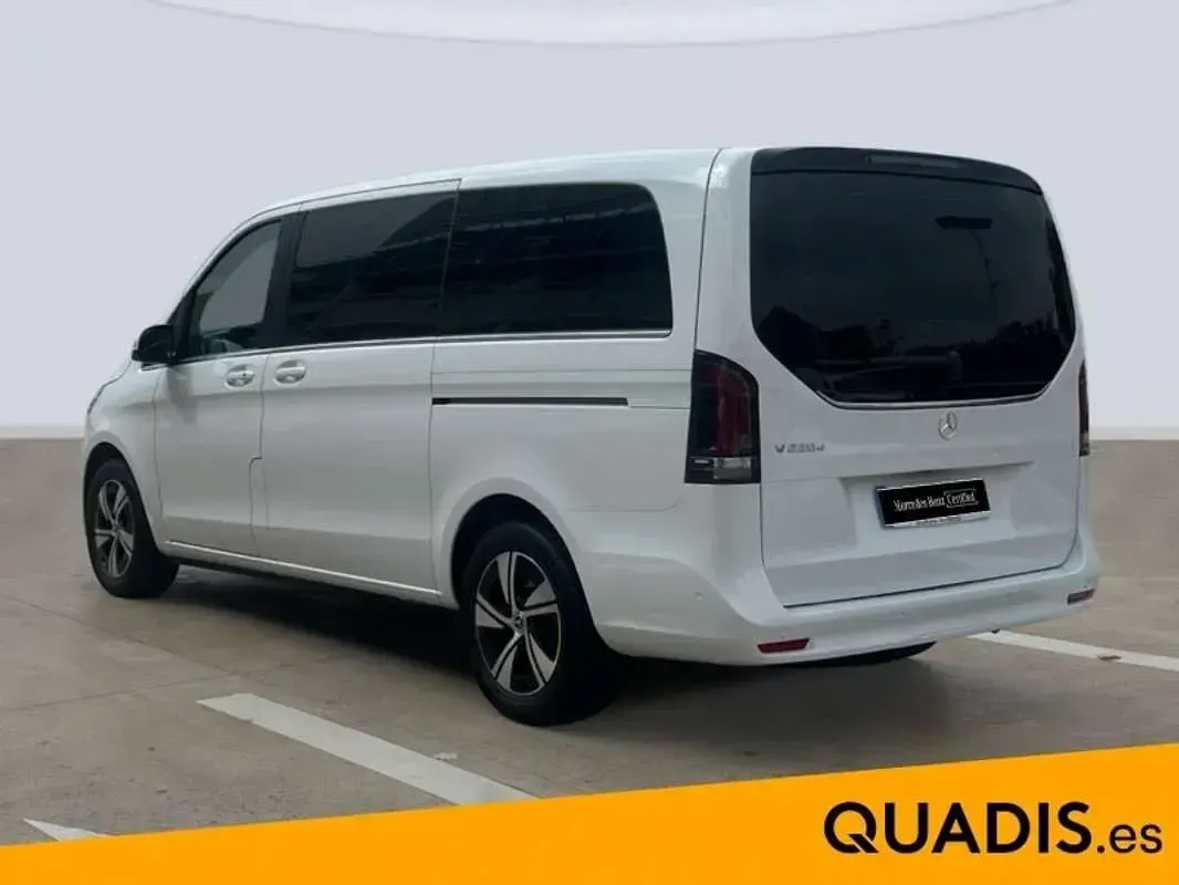 Usado Mercedes V220 Avantgarde 163 CV (119 kW) 2025 Blanco Monovolumen