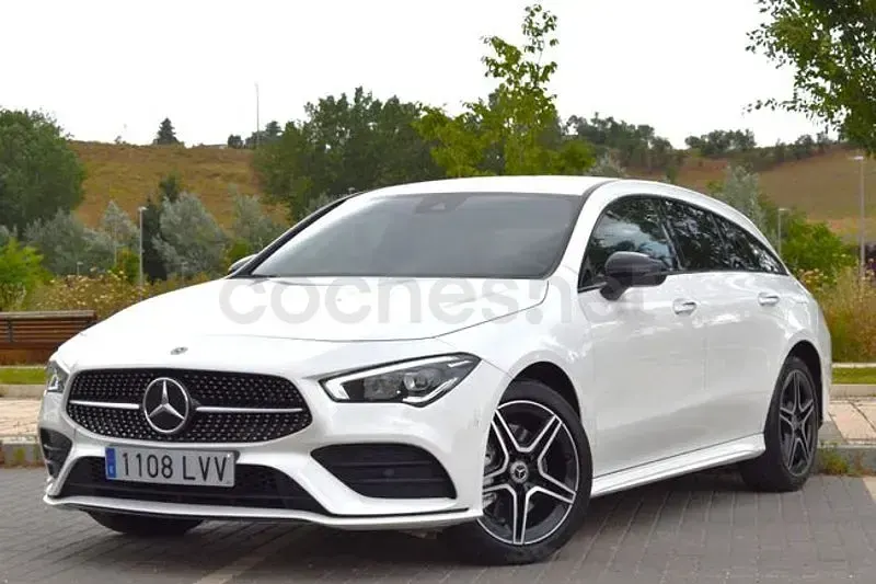 Usado Mercedes CLA250e Shooting Brake 218 CV (160 kW) 2021 Blanco Familiar