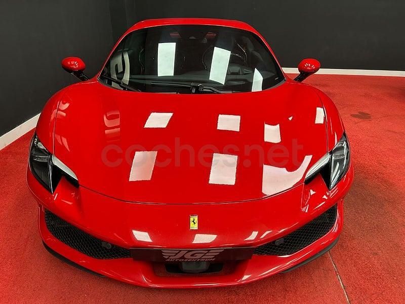 Usado Ferrari 296 830 CV (610 kW) 2025 Rojo Coupe