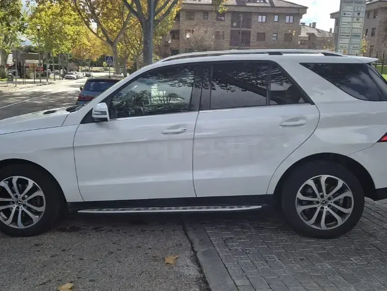 Usado Mercedes GLE250 204 CV (150 kW) 2018 Blanco SUV