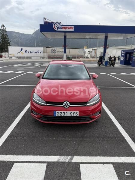 Rojo Usado 2019 VW Golf VII Edition Berlina | 13.500 € (Super precio) - Imagen 1/4