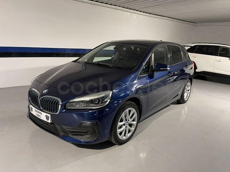 Usado BMW 225 Active Tourer iPerformance 220 CV (161 kW) 2021 Azul Monovolumen