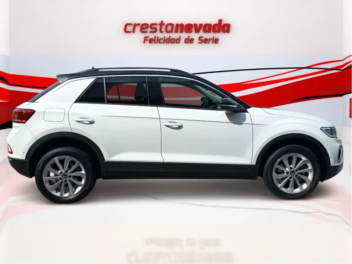 Usado VW T-Roc Life 110 CV (80 kW) 2022 Blanco SUV