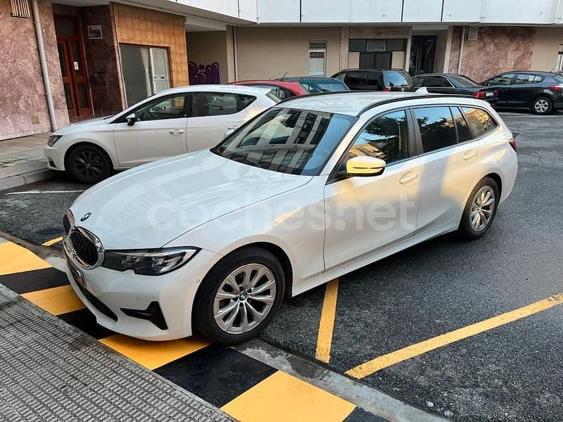 Usado BMW 318 150 CV (110 kW) 2021 Blanco Familiar