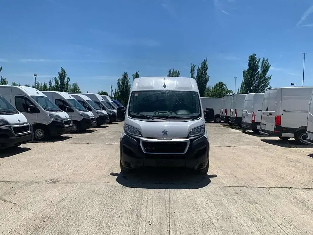 Usado Peugeot Boxer S 139 CV (102 kW) 2022 Blanco Van