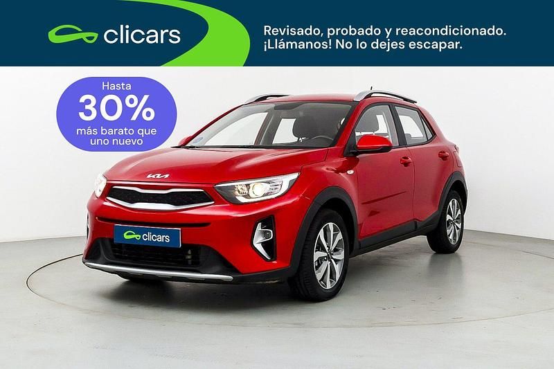 Usado Kia Stonic 100 CV (73 kW) 2022 Rojo SUV