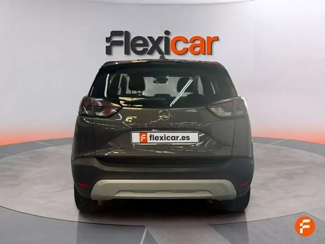 Usado Opel Crossland Edition 110 CV (80 kW) 2021 Gris SUV