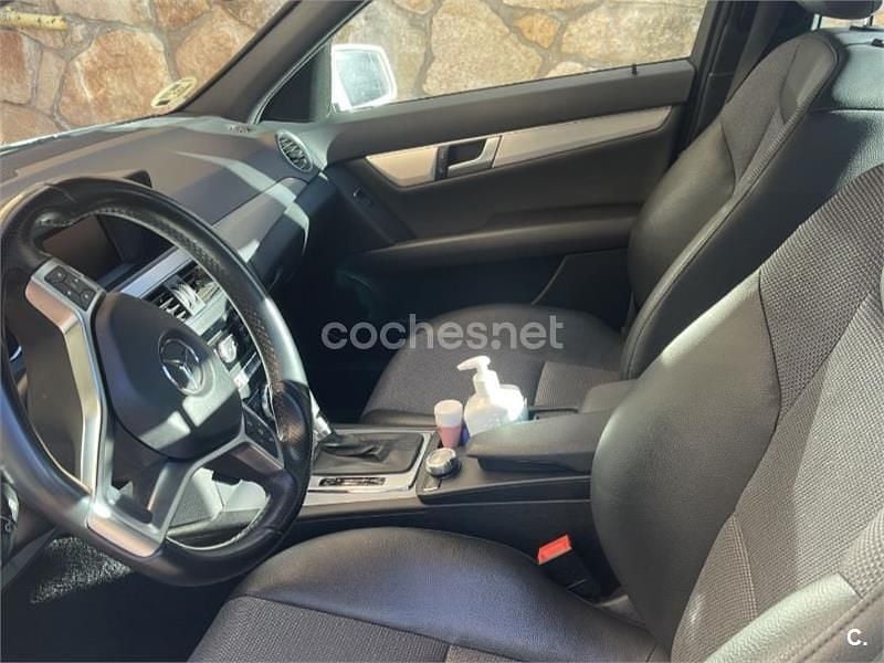 Usado Mercedes C250 Elegance 204 CV (150 kW) 2011 Blanco Berlina