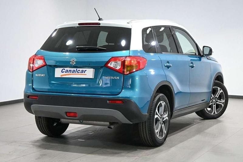 Usado Suzuki Vitara GLX 120 CV (88 kW) 2015 Azul SUV