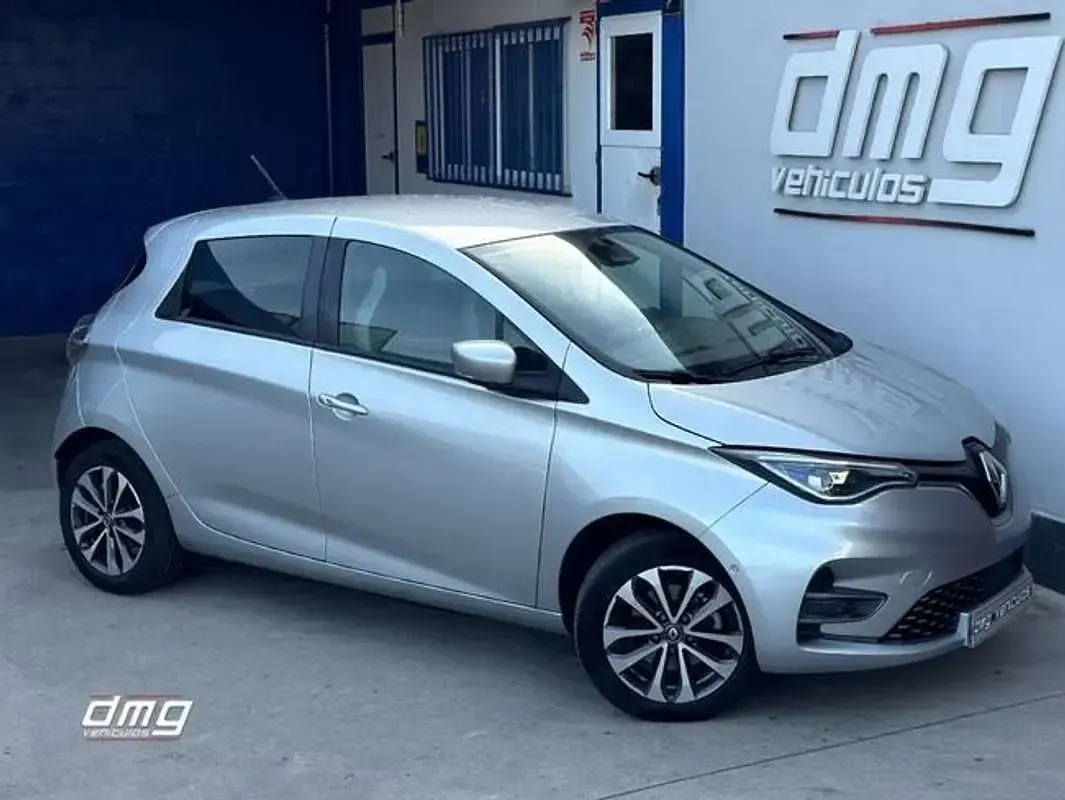 Usado Renault Zoe Intens 99 kW (135 CV) 2021 Gris Utilitario