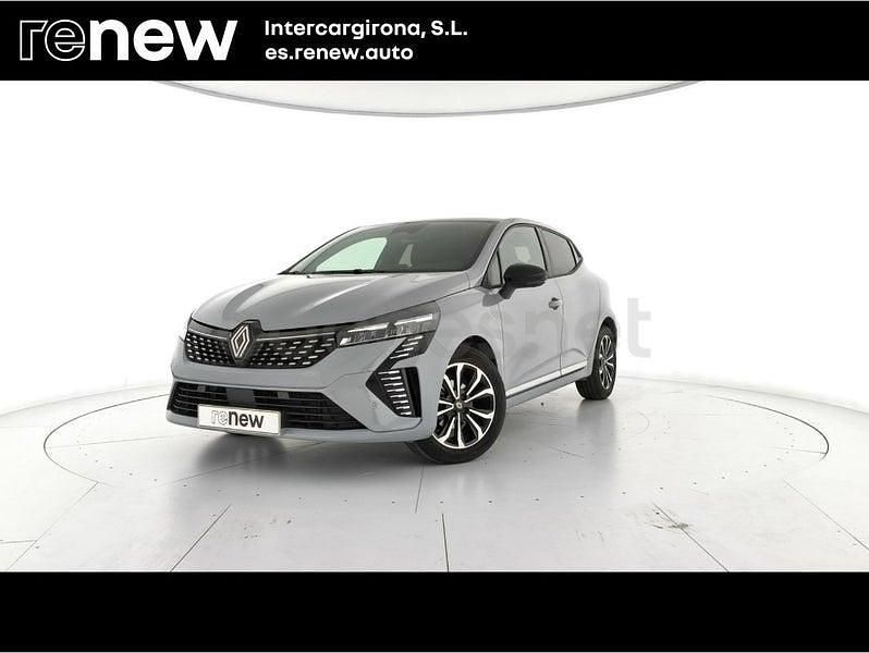 Usado Renault Clio V Techno 100 CV (73 kW) 2025 Gris / plata Berlina