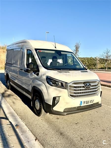 Usado Ford Tourneo Connect Trend 122 CV (89 kW) 2023 Blanco Monovolumen