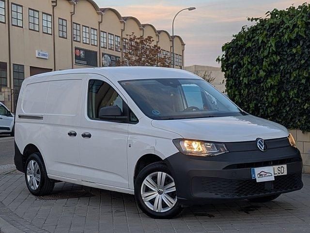 Usado VW Caddy Maxi 102 CV (75 kW) 2021 Blanco Monovolumen