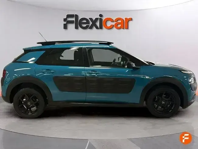 Usado Citroën C4 Cactus Feel 82 CV (60 kW) 2018 Azul Utilitario