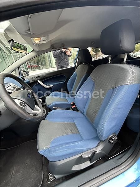 Usado Ford Fiesta Sport 120 CV (88 kW) 2010 Azul Utilitario