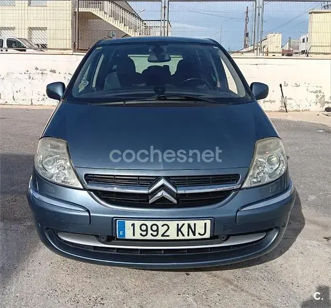 Usado Citroën C8 Exclusive 138 CV (101 kW) 2010 Gris / plata Monovolumen