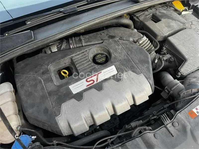 Usado Ford Focus ST 250 CV (183 kW) 2012 Negro Familiar