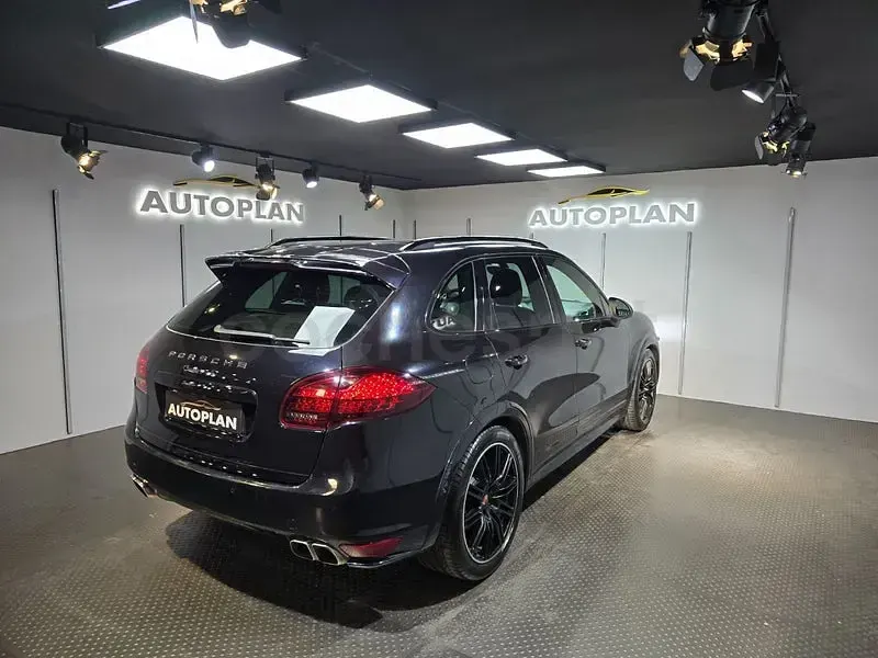 Usado Porsche Cayenne S 385 CV (283 kW) 2014 Negro SUV