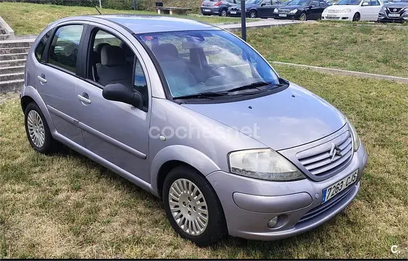 Usado Citroën C3 Exclusive 92 CV (67 kW) 2003 Gris / plata Berlina