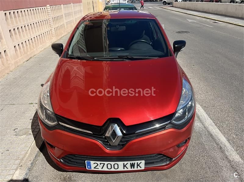 Usado Renault Clio IV LIMITED 90 CV (66 kW) 2019 Rojo Berlina