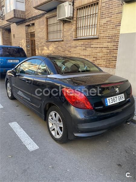 Usado Peugeot 207 CC 120 CV (88 kW) 2008 Negro Descapotable