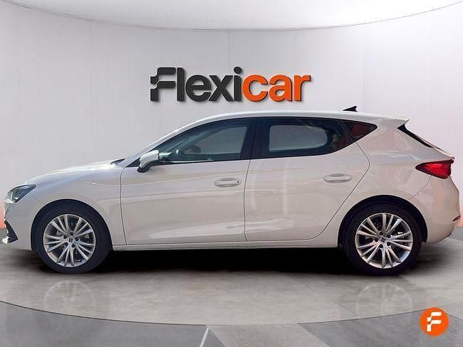 Usado Seat Leon Style 115 CV (84 kW) 2020 Blanco