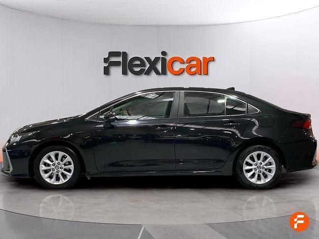 Usado Toyota Corolla 115 CV (84 kW) 2023 Negro Berlina